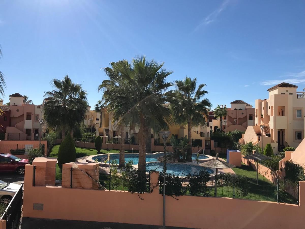 Bungalow Punta Marina Torrevieja Exterior foto